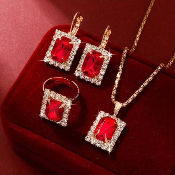 Elegant Ladies Fashion Jewelry Set - Image 4