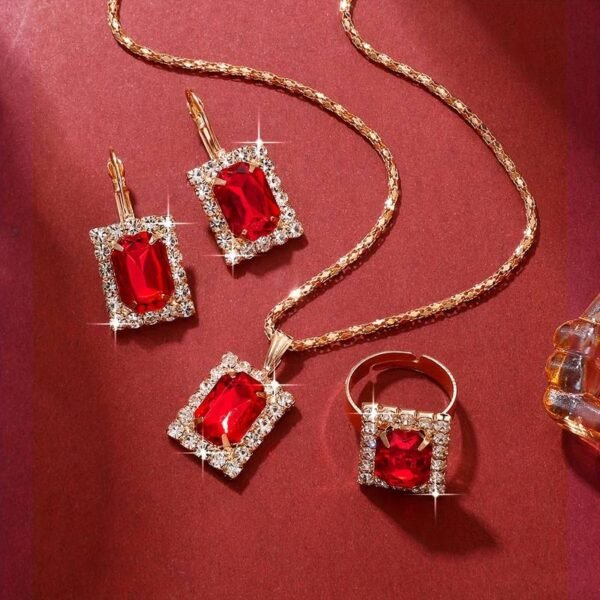 Elegant Ladies Fashion Jewelry Set - Image 5