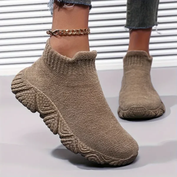 Shoes with Soft Fabric Lining - Image 2