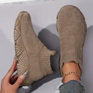 Shoes with Soft Fabric Lining